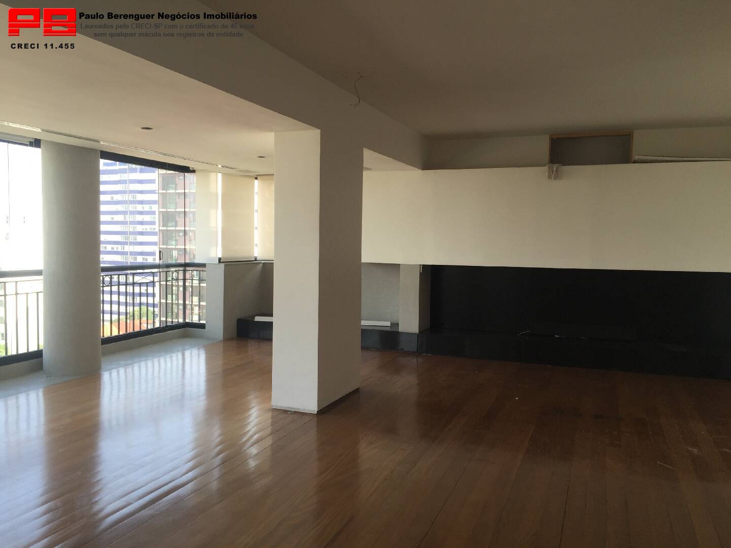 Apartamento à venda e aluguel com 3 quartos, 215m² - Foto 2