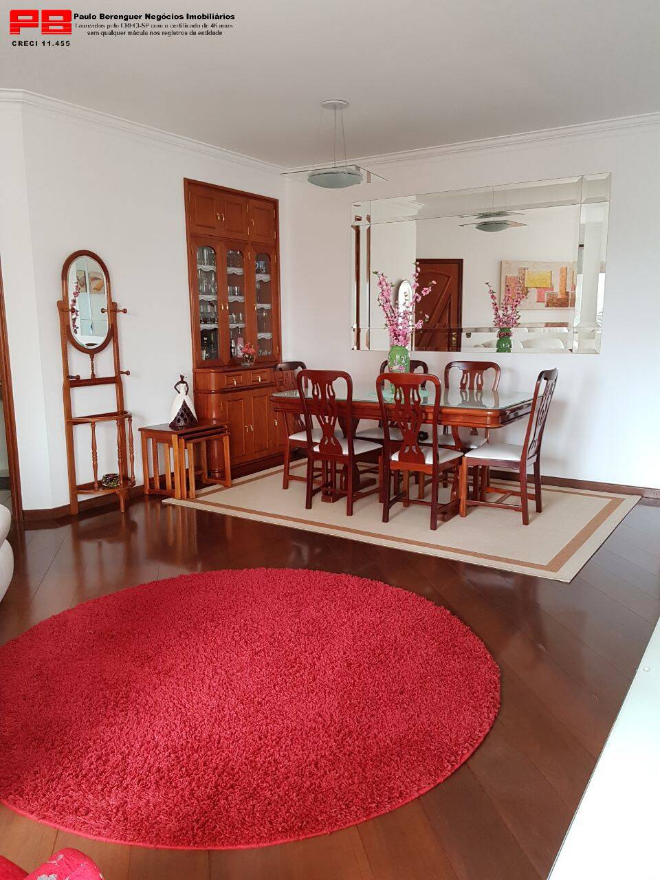 Apartamento à venda com 3 quartos, 140m² - Foto 2