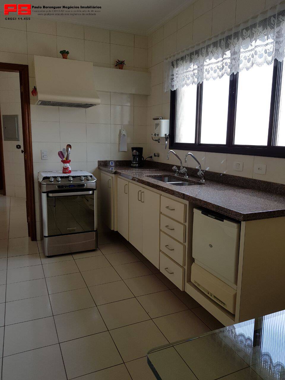 Apartamento à venda com 3 quartos, 140m² - Foto 11