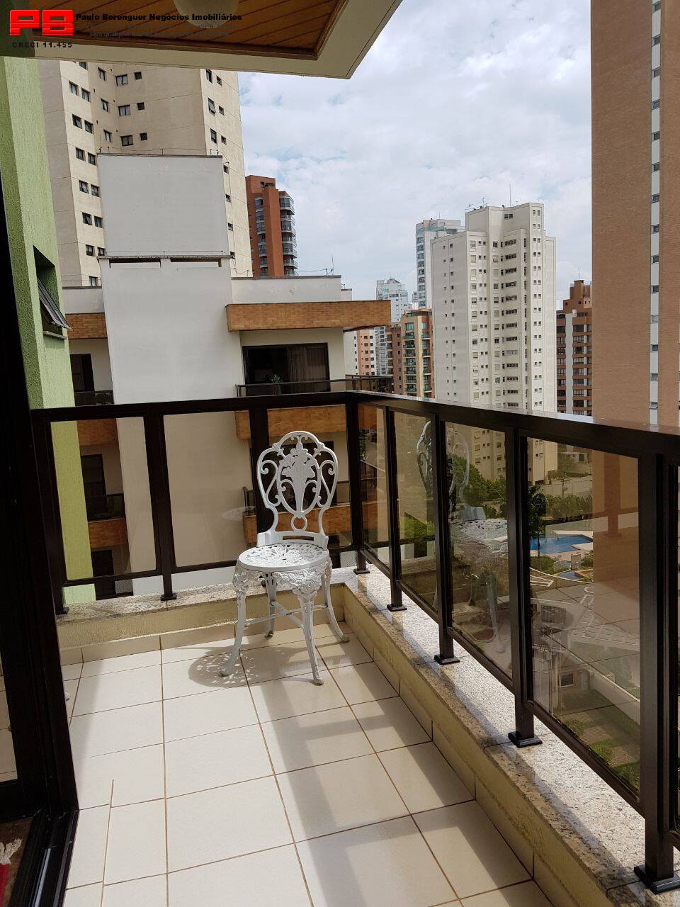 Apartamento à venda com 3 quartos, 140m² - Foto 5