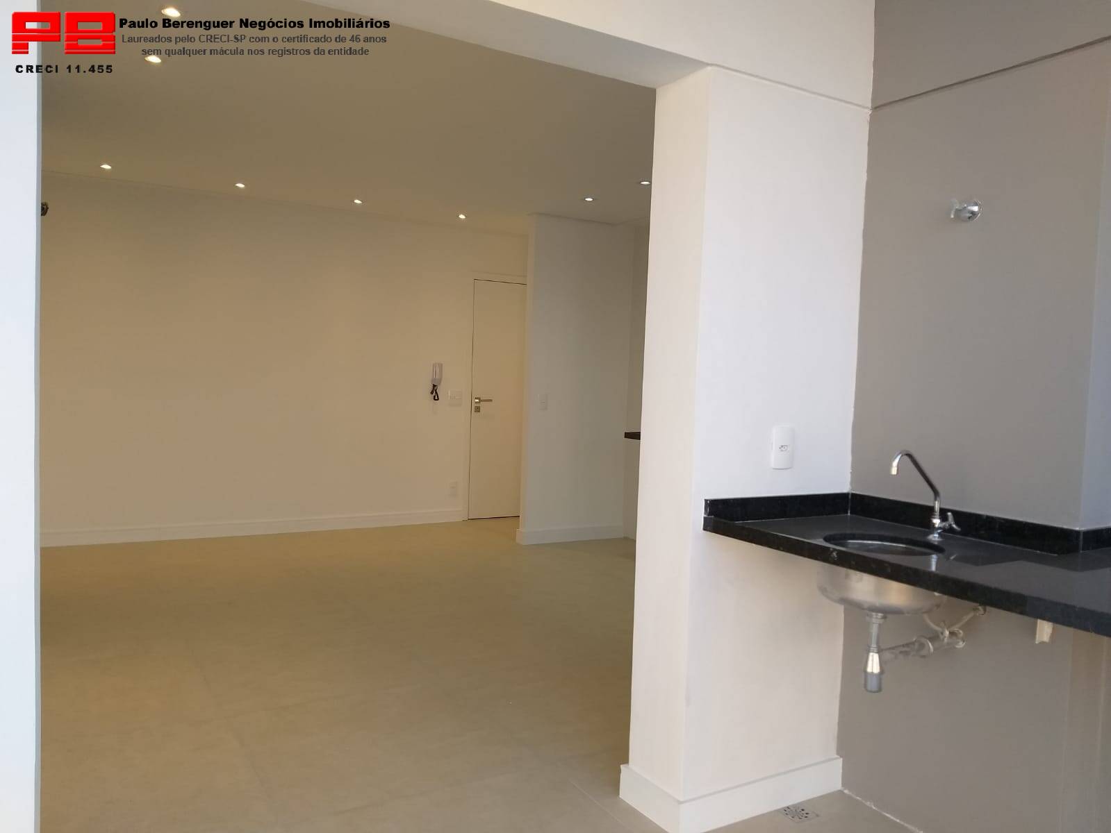 Apartamento à venda com 2 quartos, 65m² - Foto 12