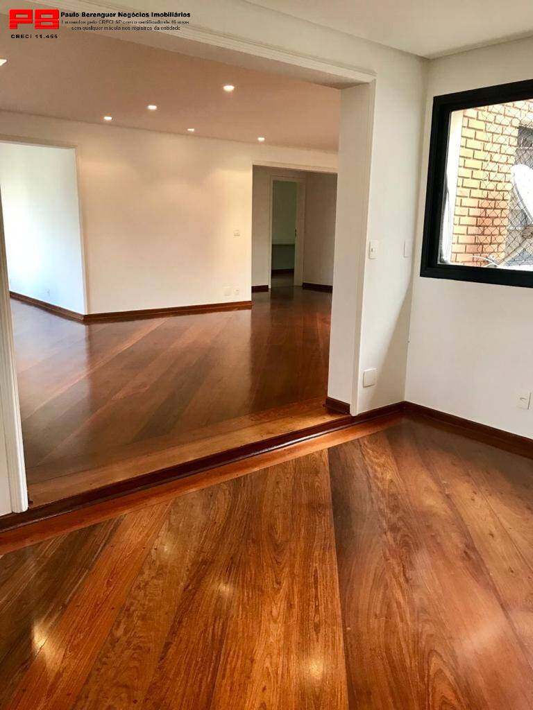 Apartamento à venda com 4 quartos, 305m² - Foto 1