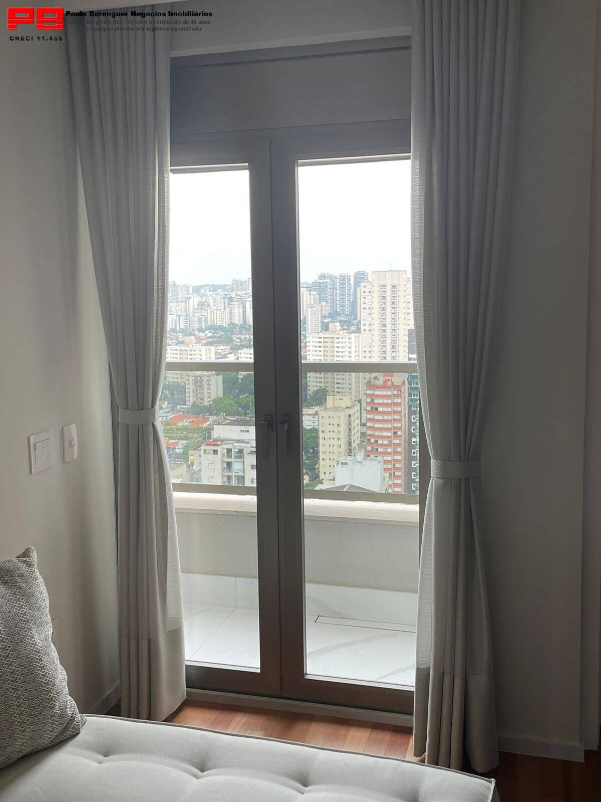 Apartamento à venda com 3 quartos, 275m² - Foto 7