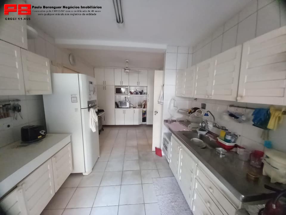 Apartamento à venda com 3 quartos, 200m² - Foto 4