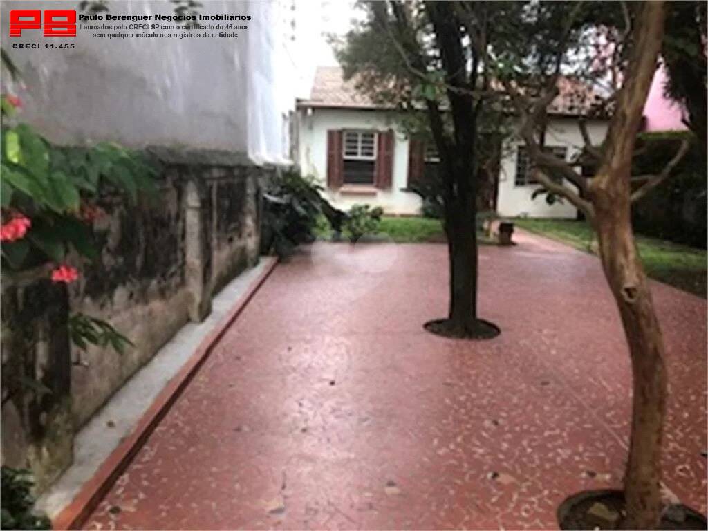 Casa à venda e aluguel com 3 quartos, 228m² - Foto 25