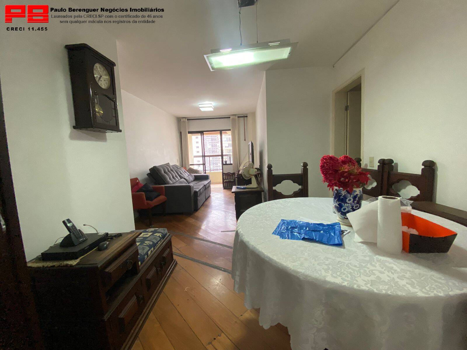 Apartamento à venda com 3 quartos, 90m² - Foto 1