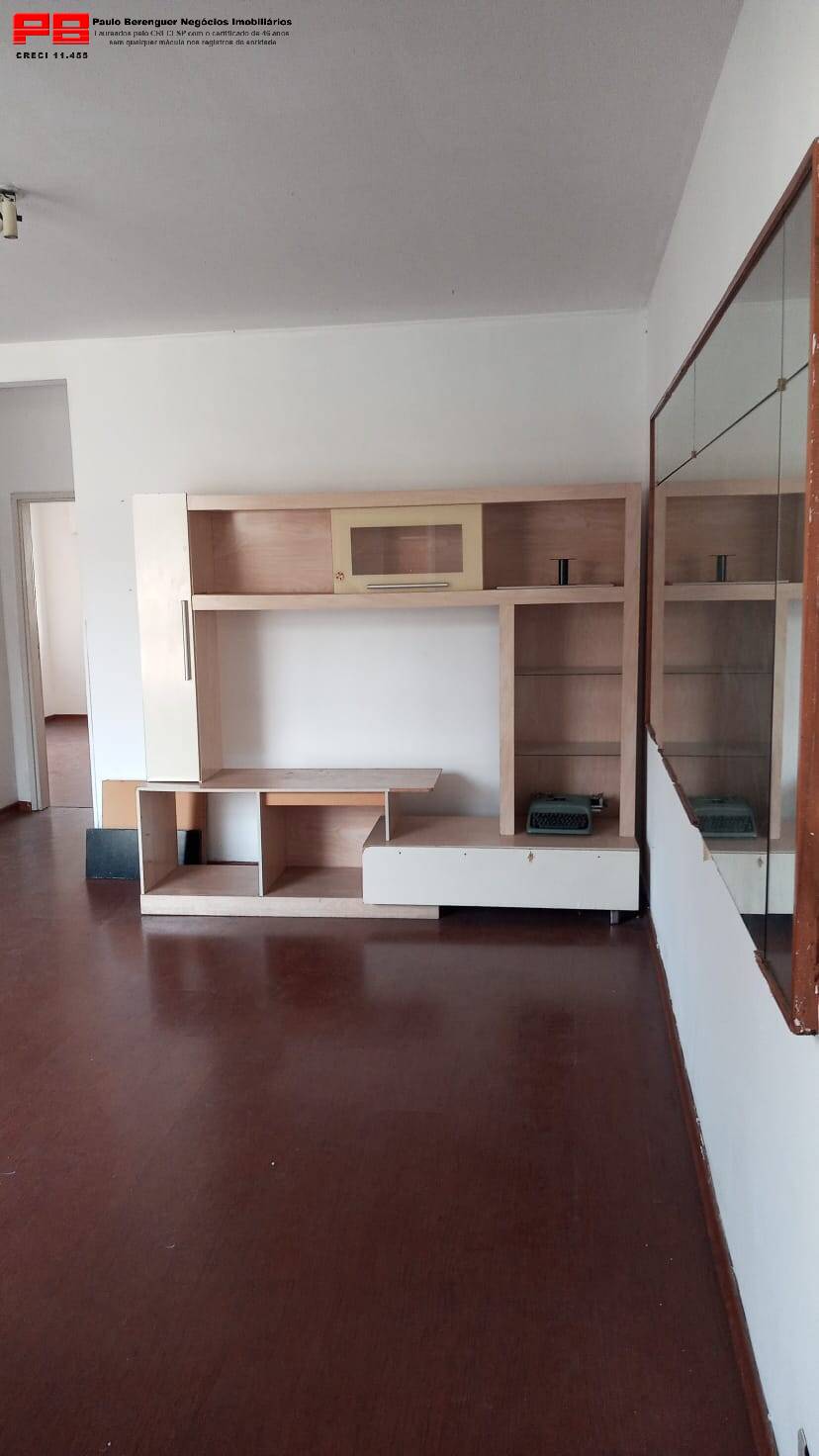 Apartamento para alugar com 3 quartos, 180m² - Foto 1