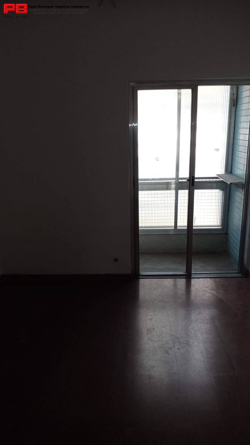 Apartamento para alugar com 3 quartos, 180m² - Foto 6