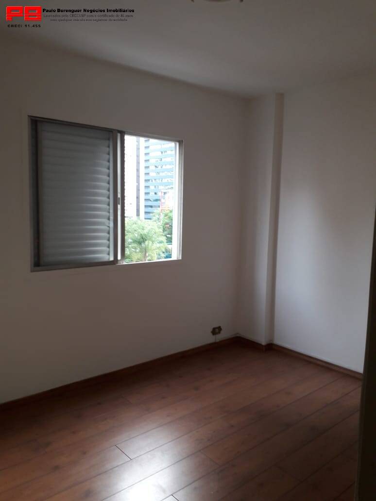 Apartamento à venda com 3 quartos, 72m² - Foto 2