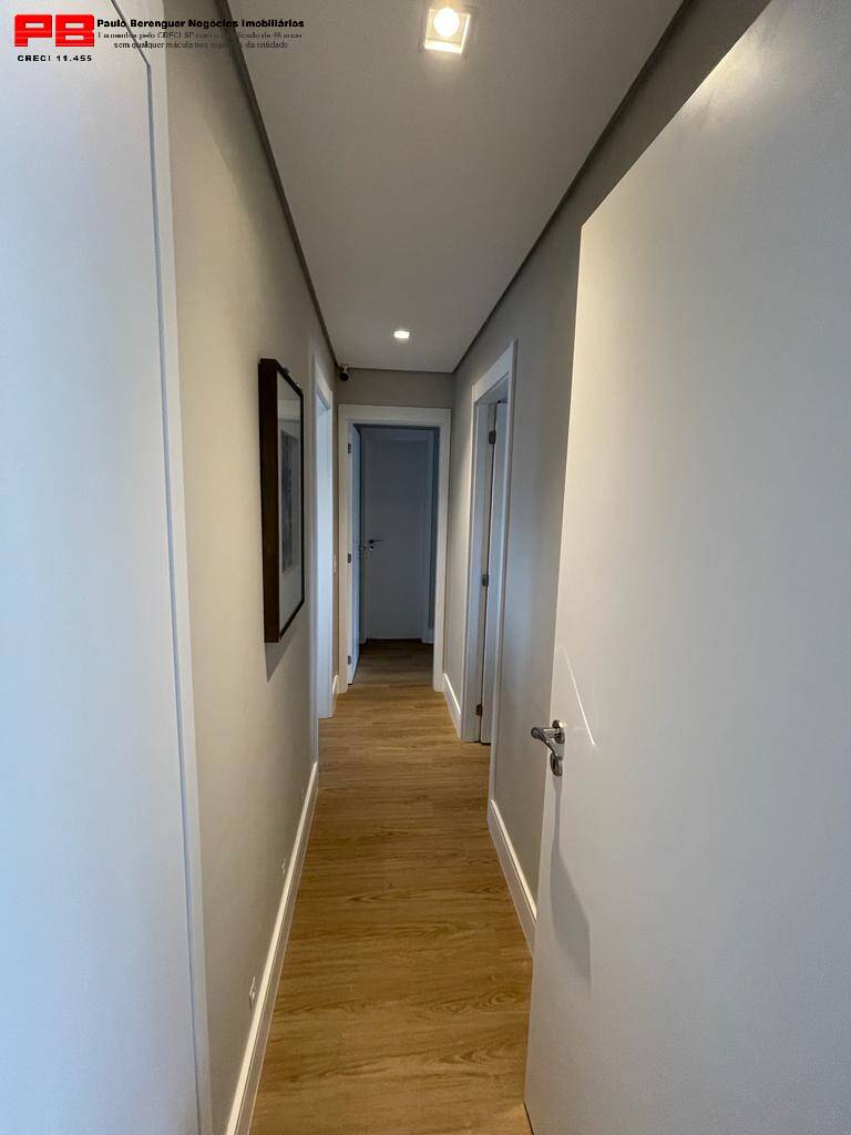 Apartamento à venda com 3 quartos, 137m² - Foto 4