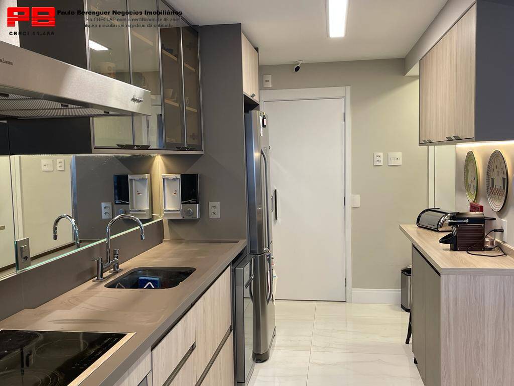 Apartamento à venda com 3 quartos, 137m² - Foto 8