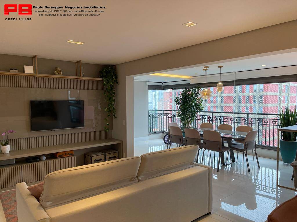 Apartamento à venda com 3 quartos, 137m² - Foto 1