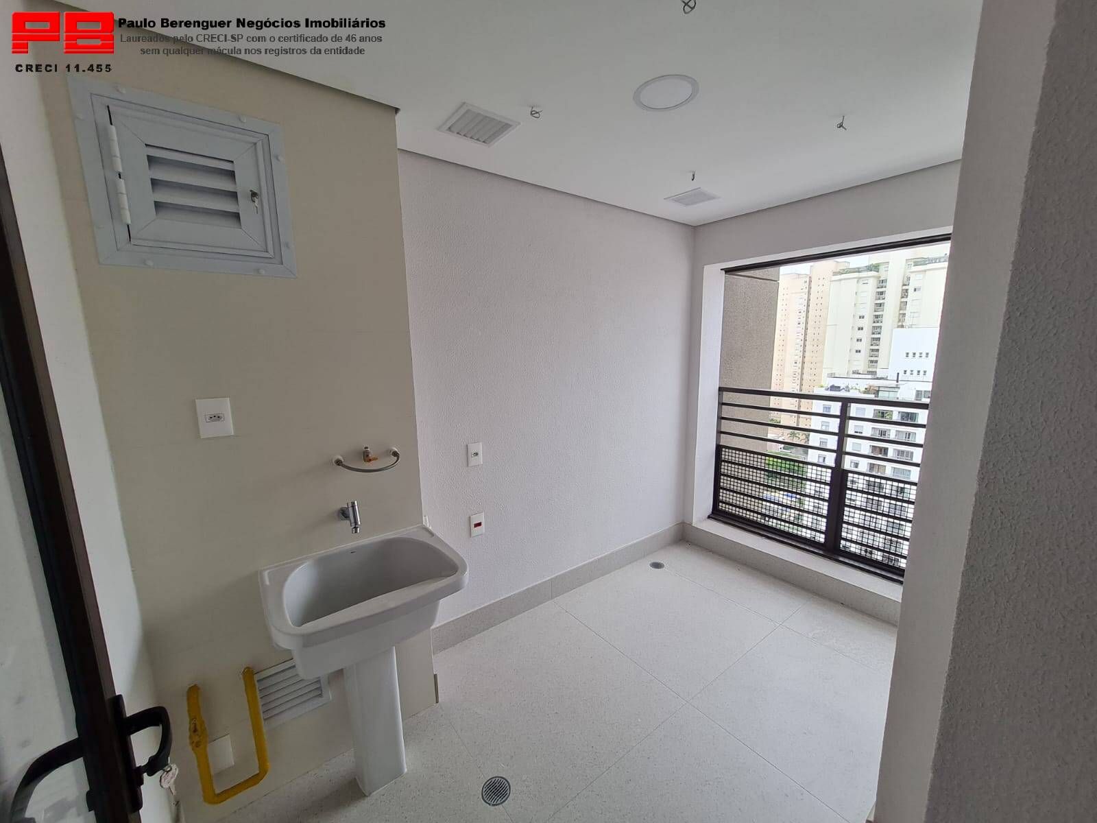 Apartamento à venda com 3 quartos, 137m² - Foto 27