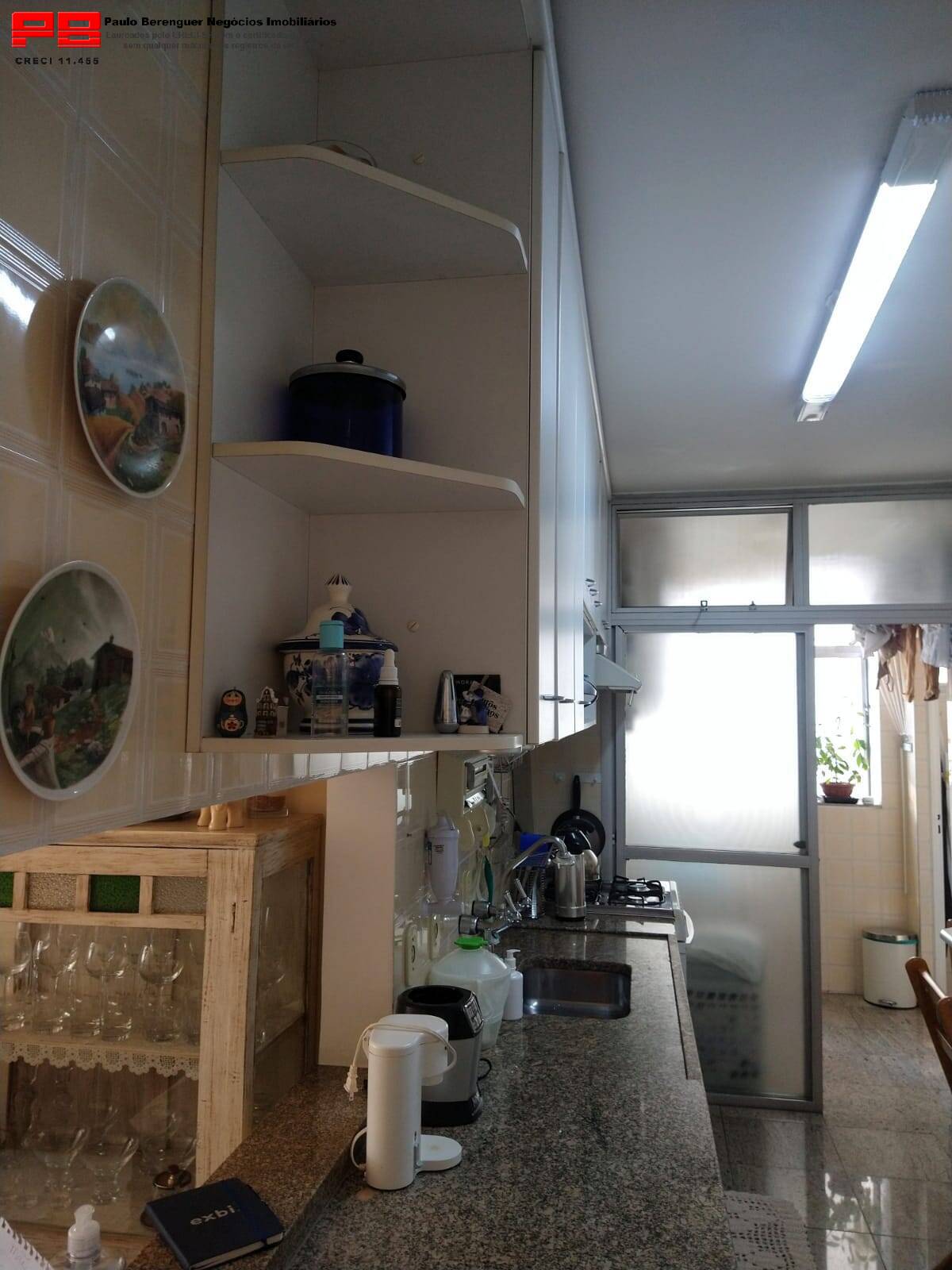 Apartamento à venda com 2 quartos, 72m² - Foto 8