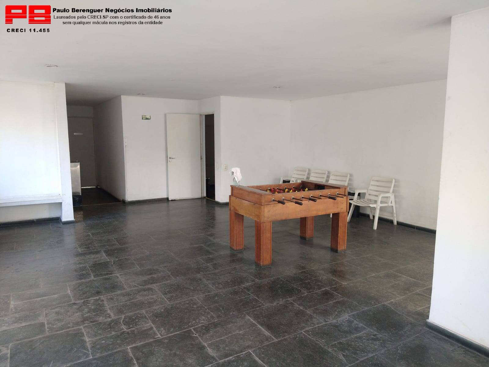 Apartamento à venda com 2 quartos, 72m² - Foto 25