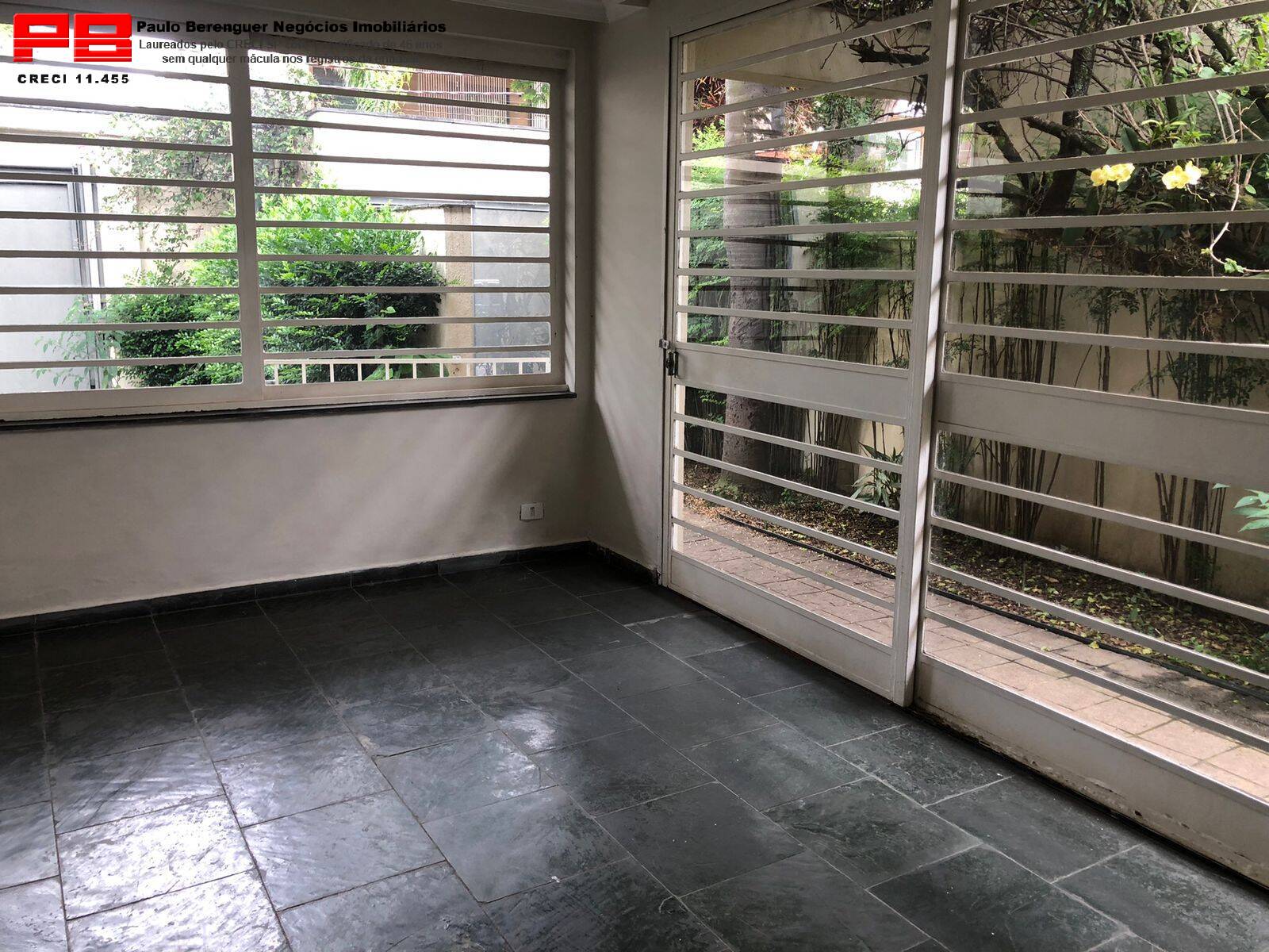 Casa à venda com 3 quartos, 200m² - Foto 4