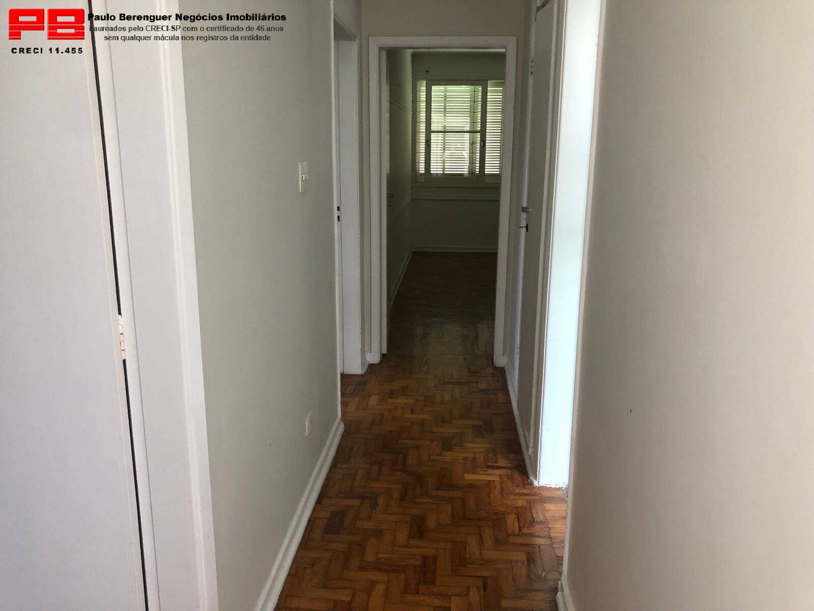 Casa à venda com 3 quartos, 200m² - Foto 9