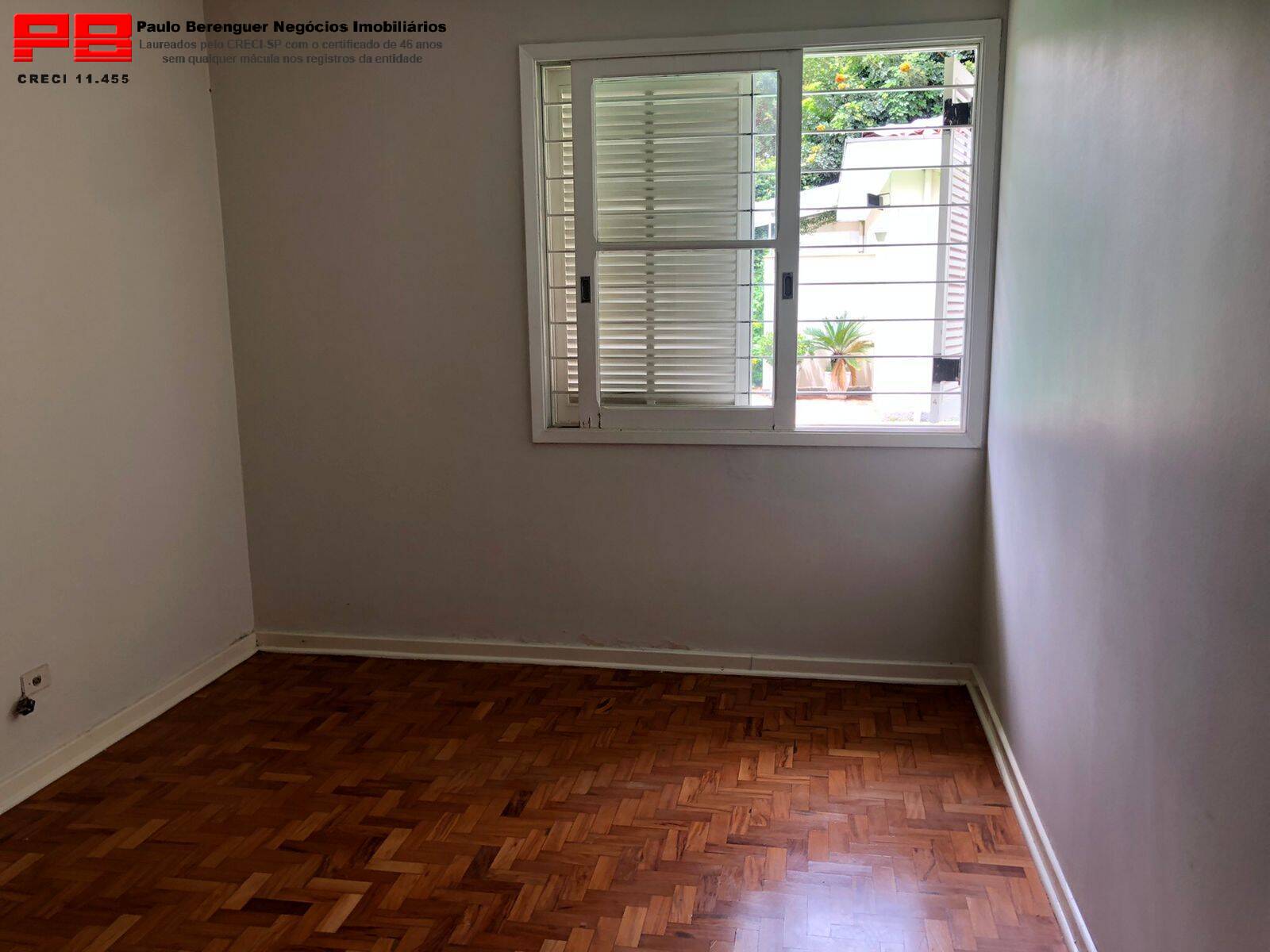 Casa à venda com 3 quartos, 200m² - Foto 18