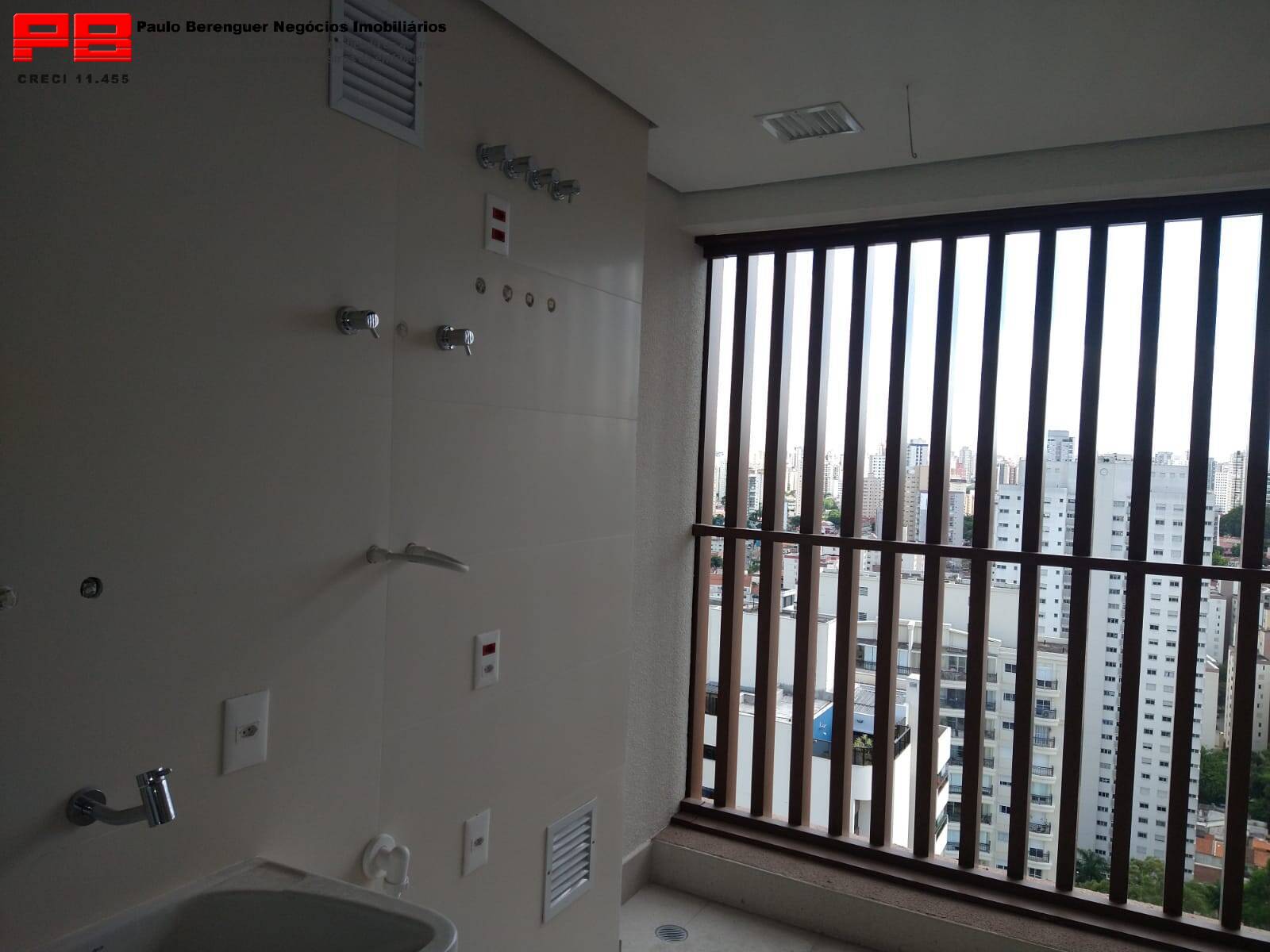 Apartamento à venda com 3 quartos, 165m² - Foto 9