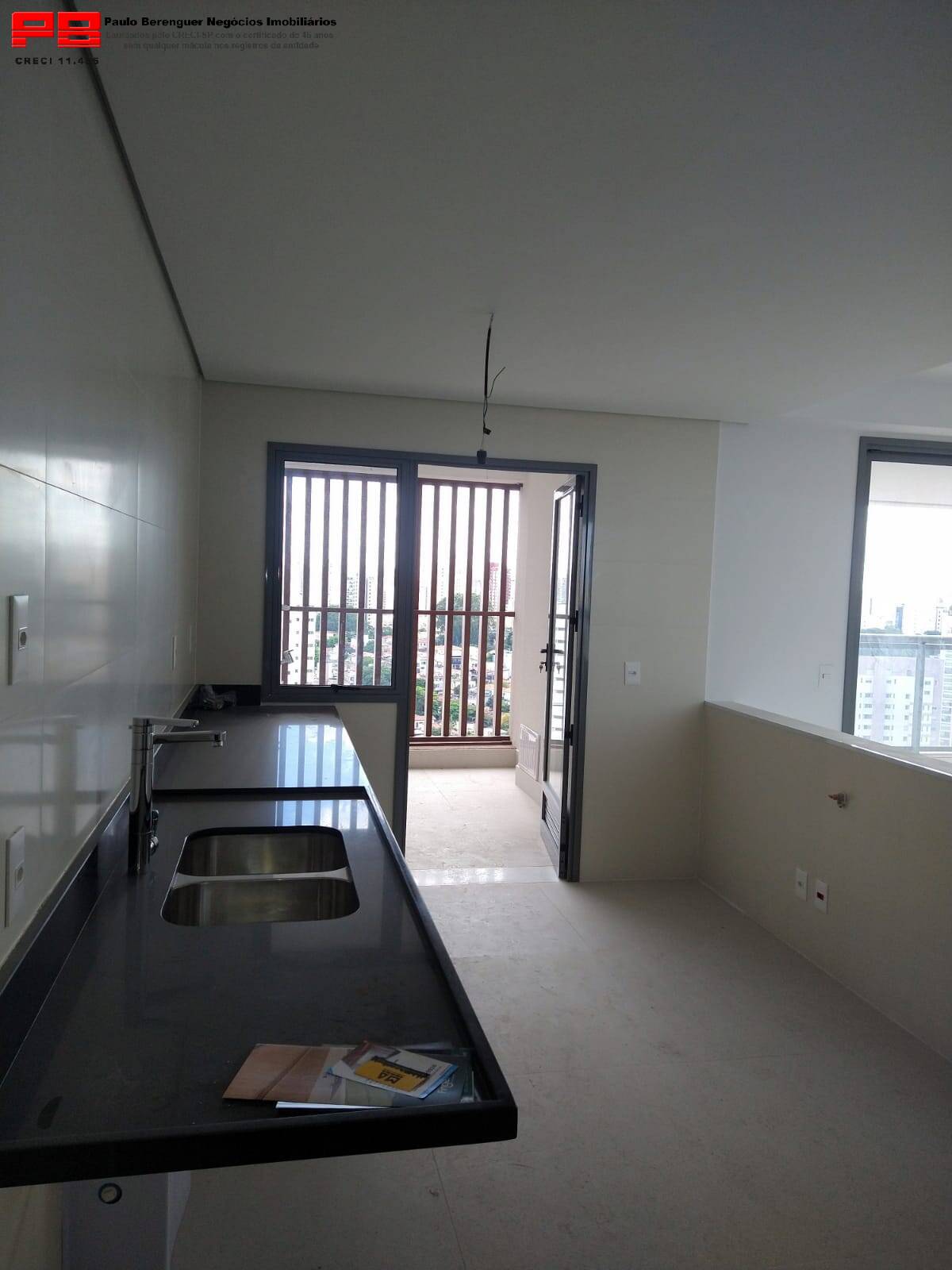 Apartamento à venda com 3 quartos, 165m² - Foto 7