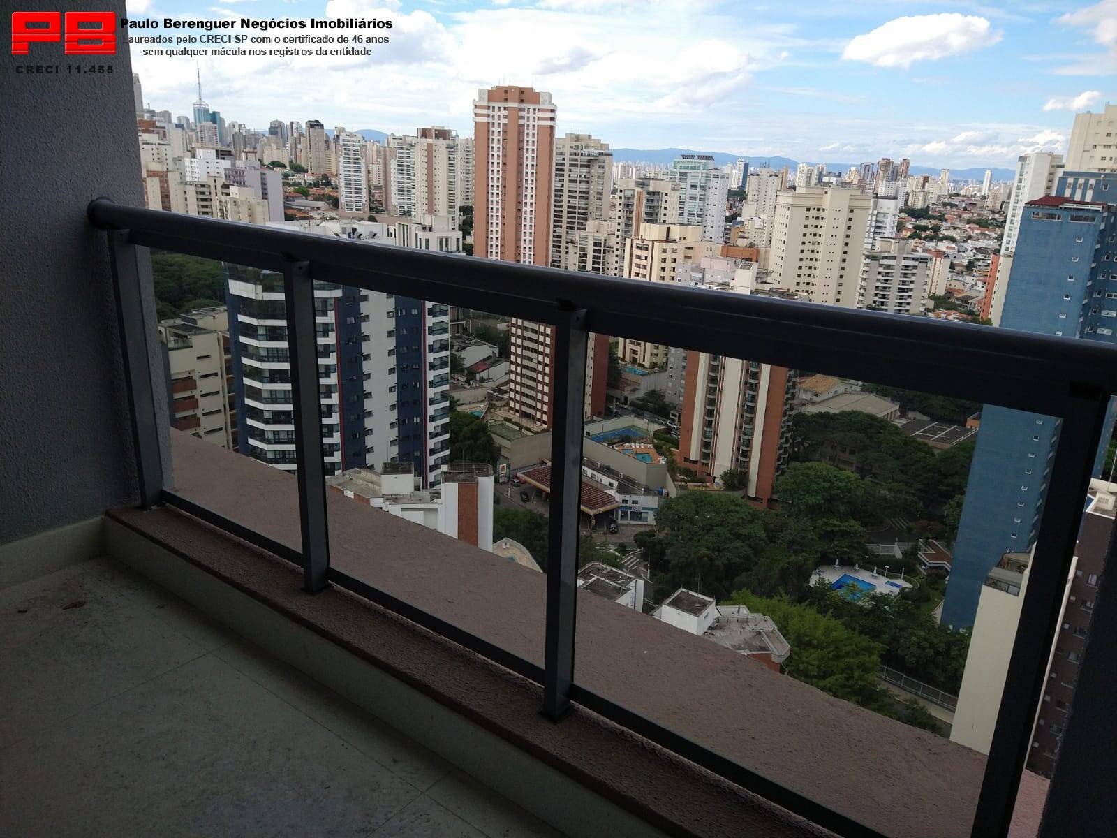 Apartamento à venda com 3 quartos, 165m² - Foto 4