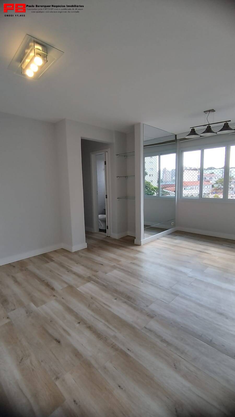 Apartamento à venda com 2 quartos, 65m² - Foto 2