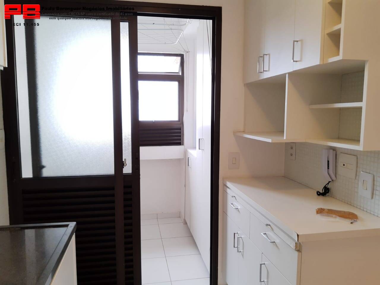 Apartamento à venda com 2 quartos, 65m² - Foto 15