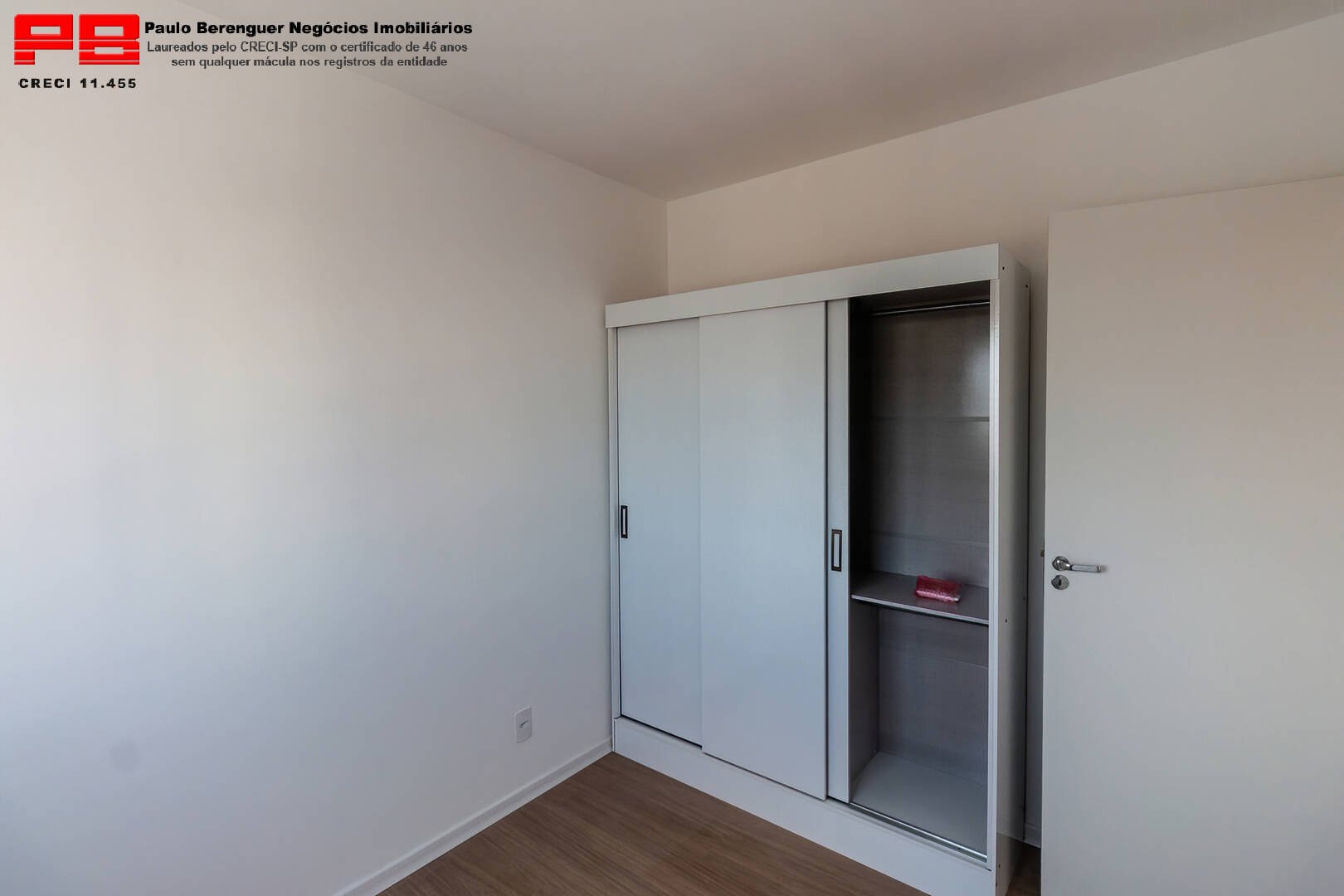 Apartamento à venda com 2 quartos, 45m² - Foto 17