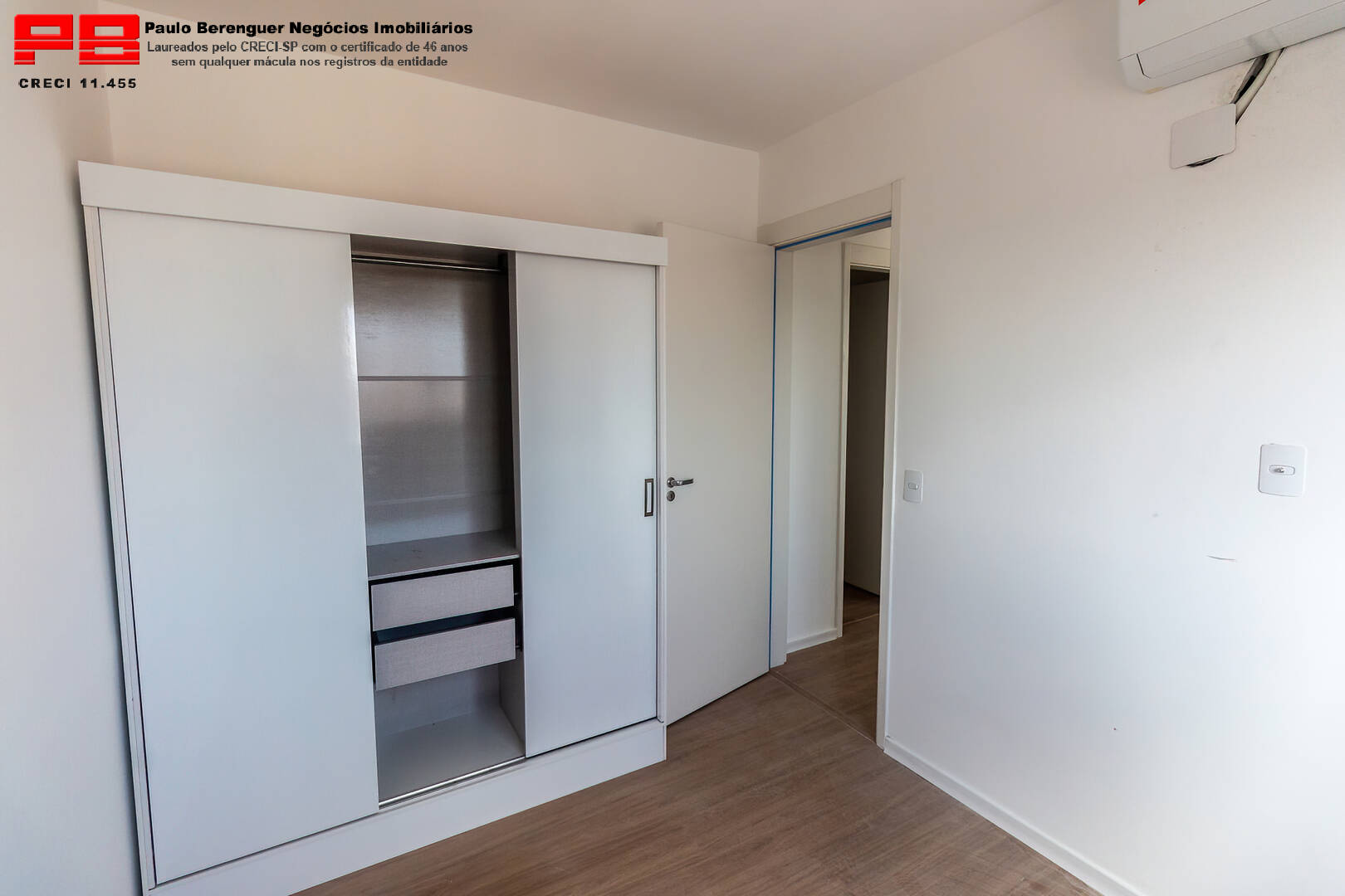 Apartamento à venda com 2 quartos, 45m² - Foto 23