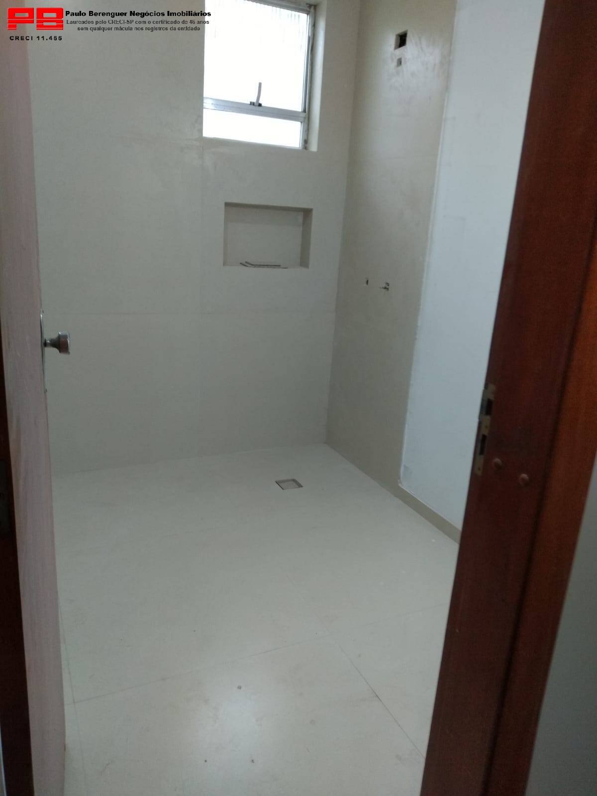 Casa para alugar com 4 quartos, 252m² - Foto 8