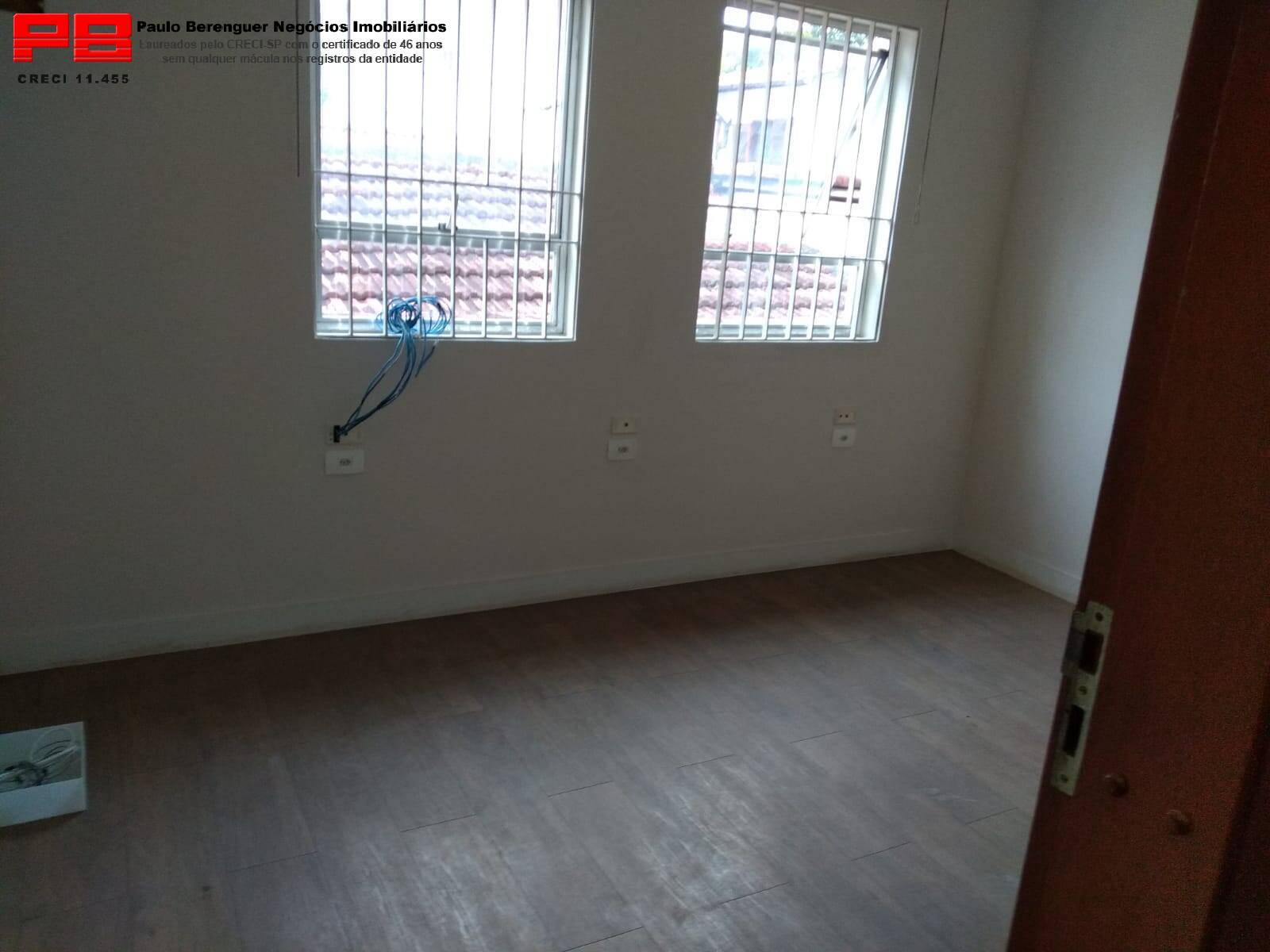 Casa para alugar com 4 quartos, 252m² - Foto 53