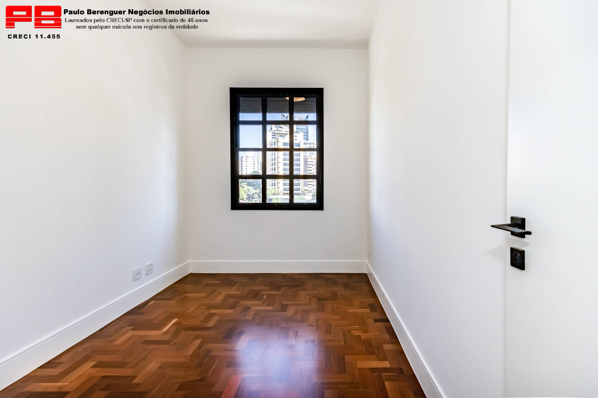 Apartamento à venda com 3 quartos, 212m² - Foto 34