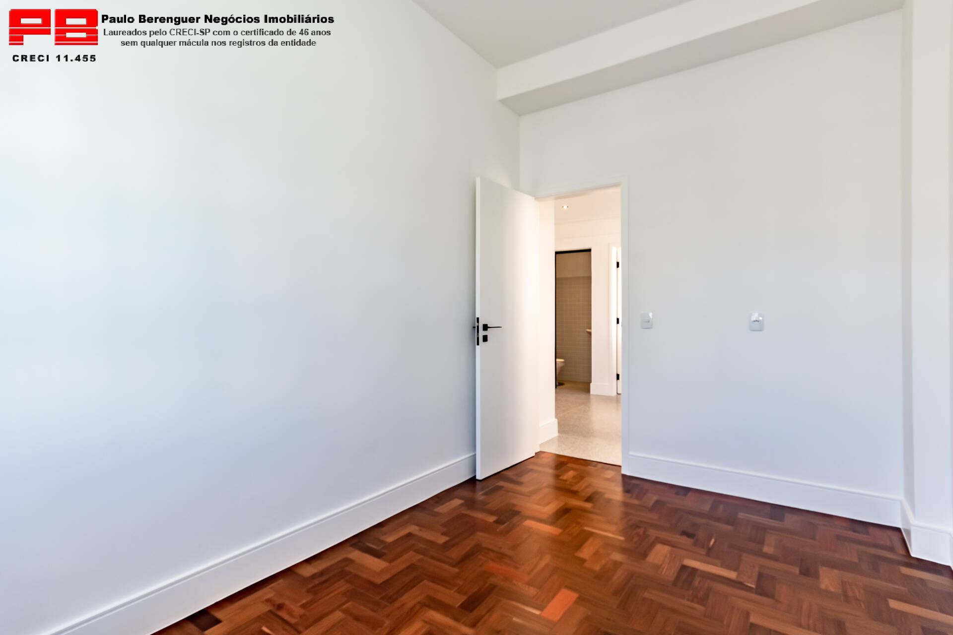 Apartamento à venda com 3 quartos, 212m² - Foto 35