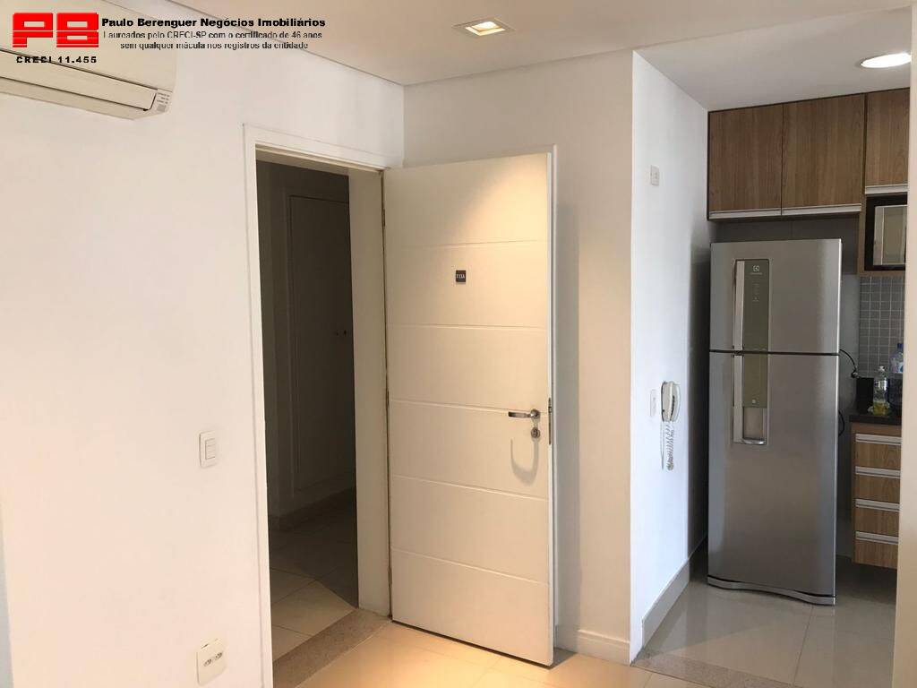 Apartamento para alugar com 1 quarto, 50m² - Foto 6