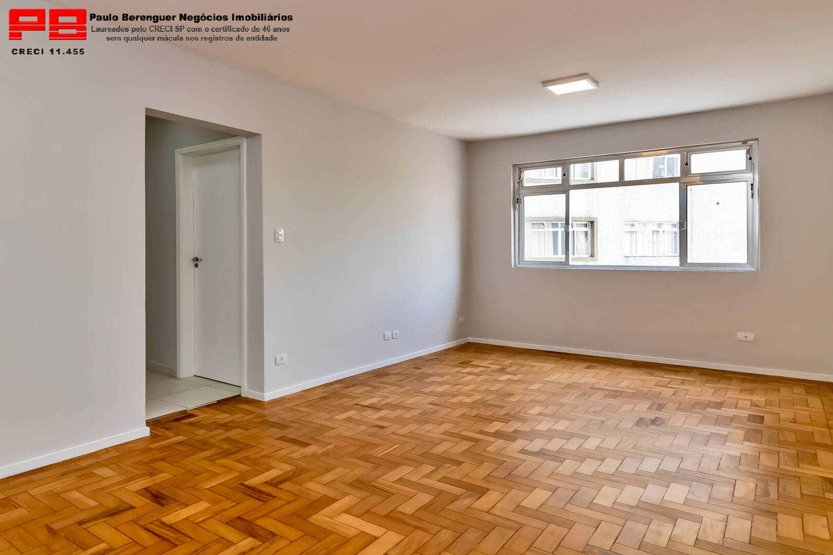 Apartamento à venda com 1 quarto, 32m² - Foto 3