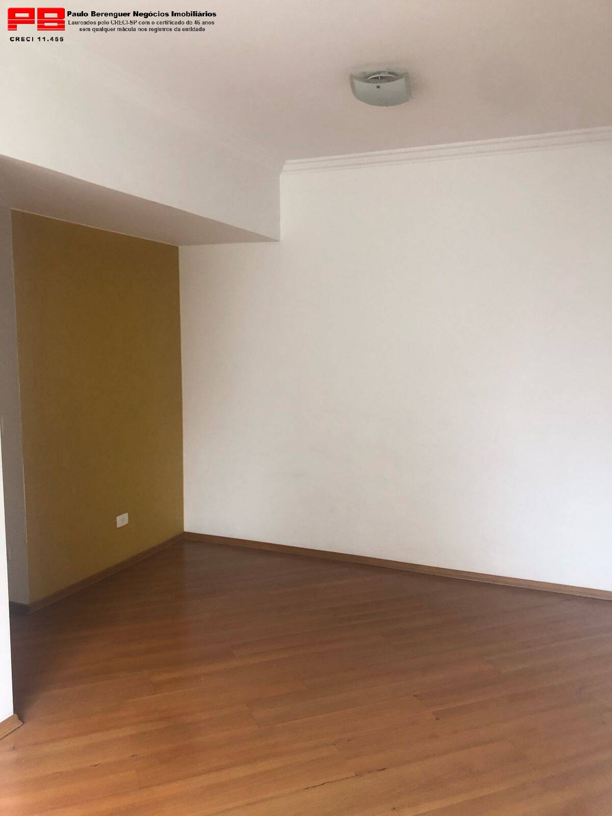 Apartamento para alugar com 3 quartos, 70m² - Foto 2