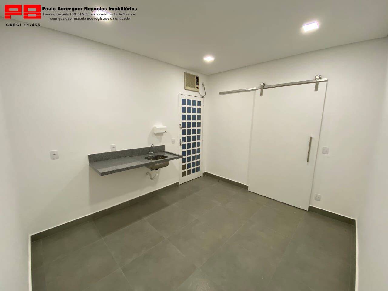 Prédio Inteiro para alugar, 254m² - Foto 18