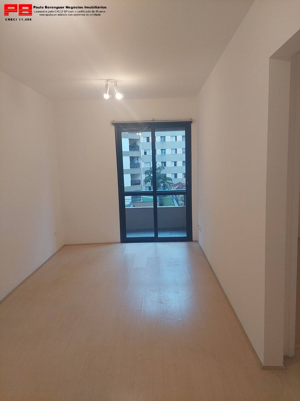 Apartamento à venda e aluguel com 1 quarto, 44m² - Foto 2