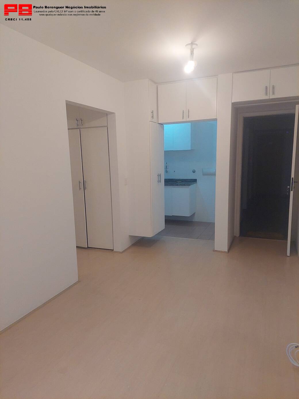 Apartamento à venda e aluguel com 1 quarto, 44m² - Foto 3