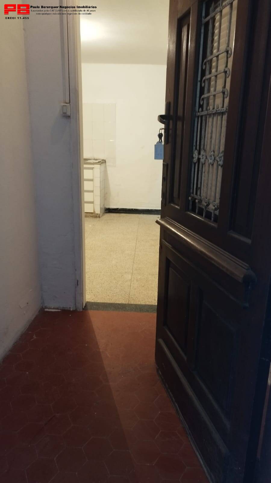 Casa para alugar com 2 quartos, 60m² - Foto 1