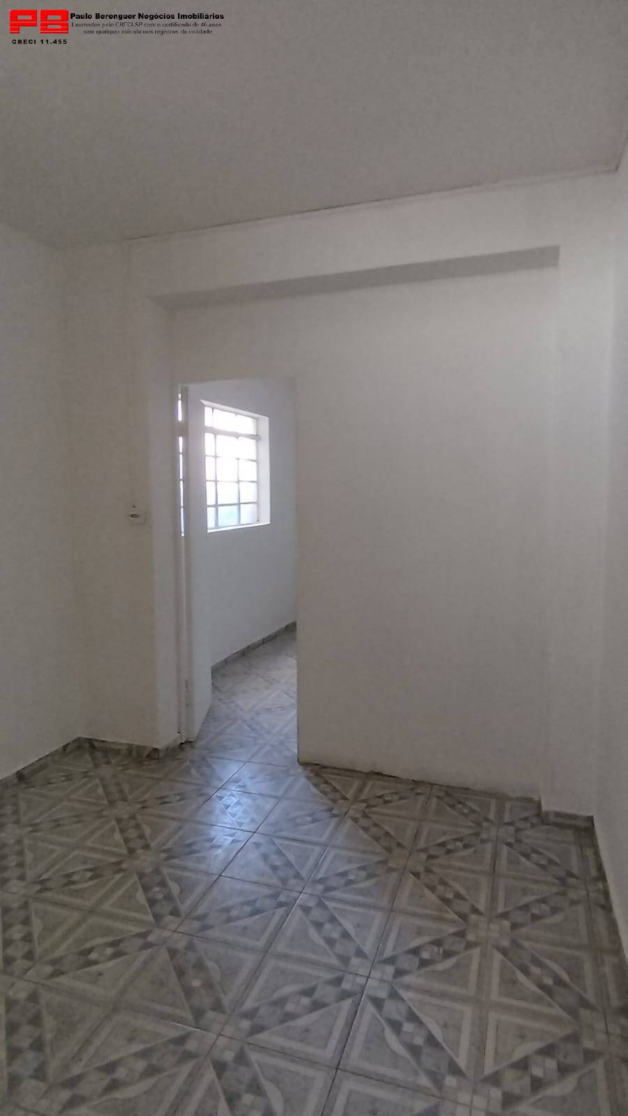 Casa para alugar com 2 quartos, 60m² - Foto 20