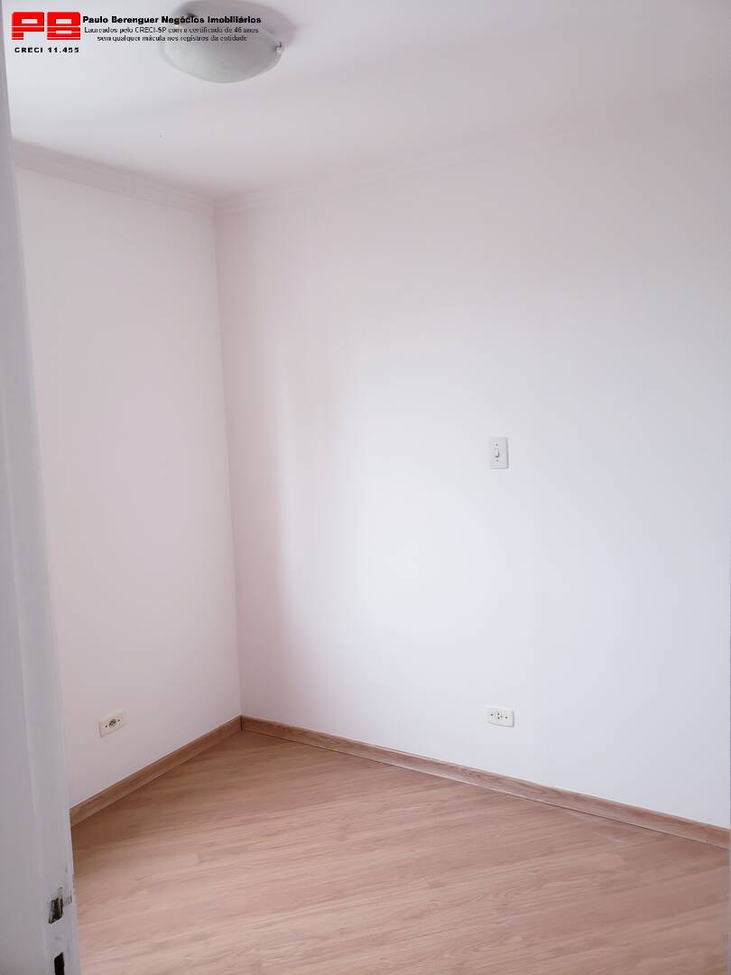 Apartamento para alugar com 3 quartos, 85m² - Foto 9