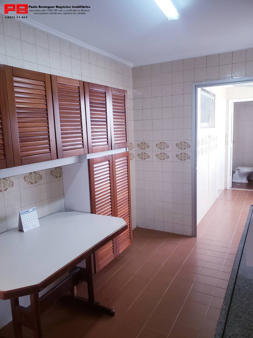 Apartamento para alugar com 3 quartos, 85m² - Foto 14