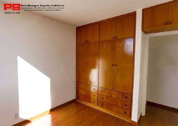 Apartamento à venda com 3 quartos, 75m² - Foto 4