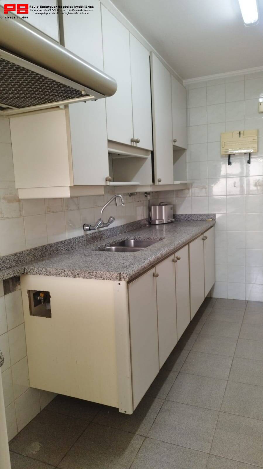 Apartamento para alugar com 3 quartos, 166m² - Foto 11