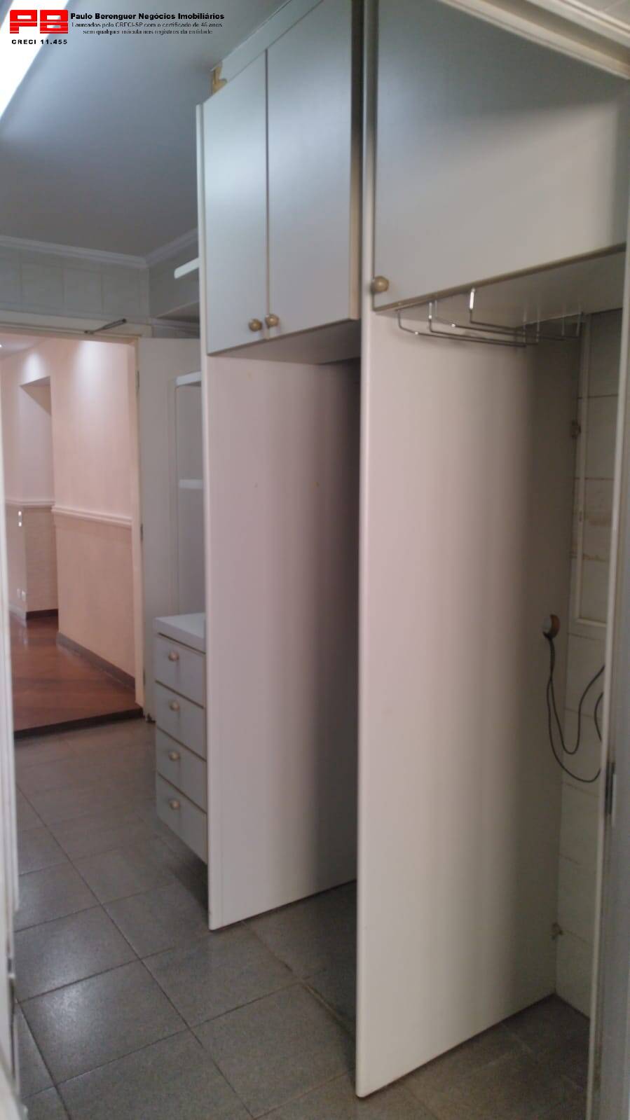 Apartamento para alugar com 3 quartos, 166m² - Foto 12