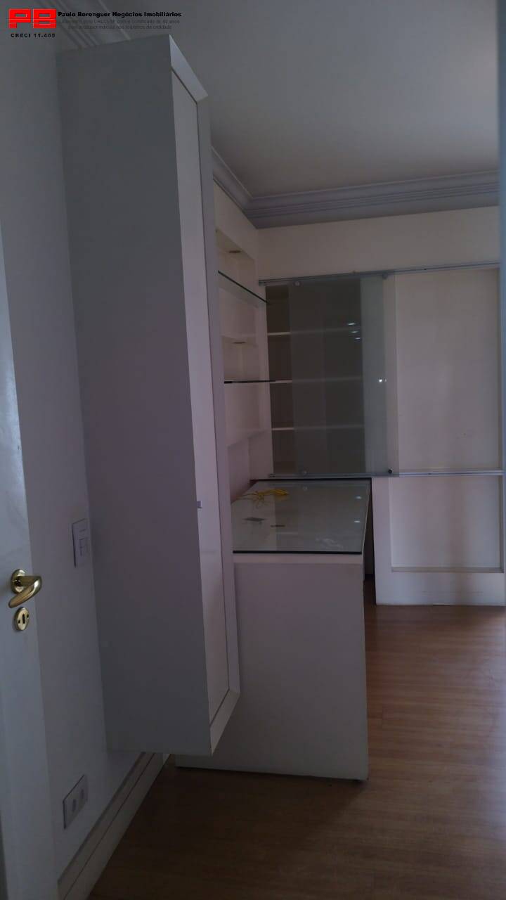 Apartamento para alugar com 3 quartos, 166m² - Foto 34