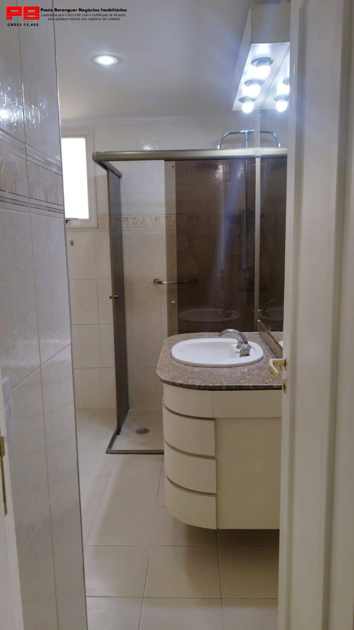 Apartamento para alugar com 3 quartos, 166m² - Foto 39