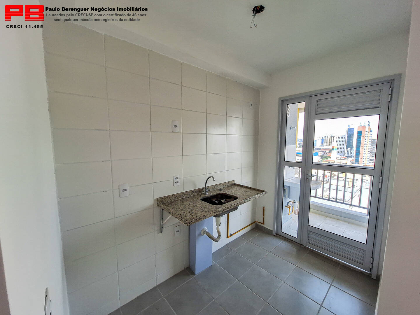 Apartamento à venda com 2 quartos, 45m² - Foto 11