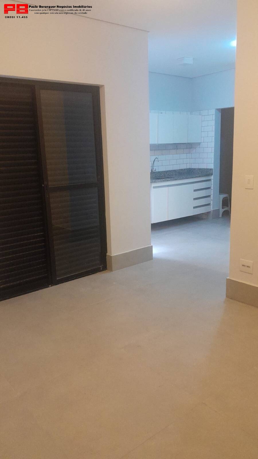 Apartamento para alugar com 1 quarto, 55m² - Foto 1